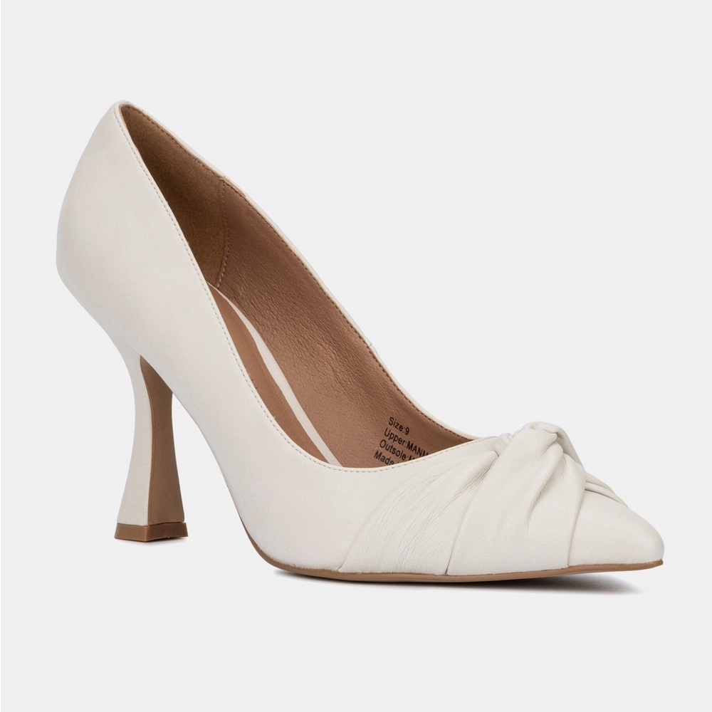 New York & Company off white Heels